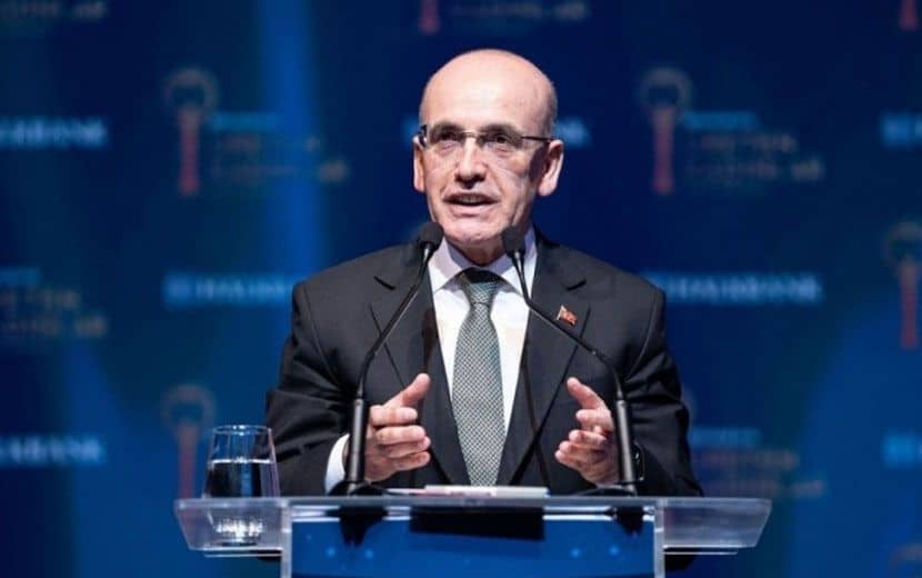 Ekonomideki Gelgitlerin Ardından Yabancı Yatırımcılarla Toplantı