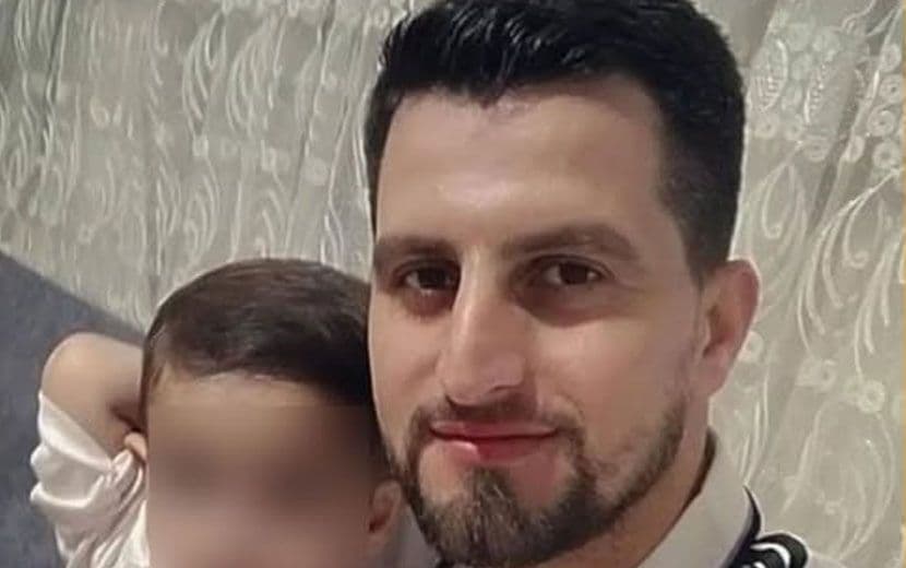 "Hatay'daki Polis Baskınında Suriyeli Genç, Evinde Öldürüldü"