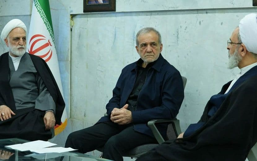 İran'da Geçici Konsey, Yeni Lider Seçimi İçin Toplandı