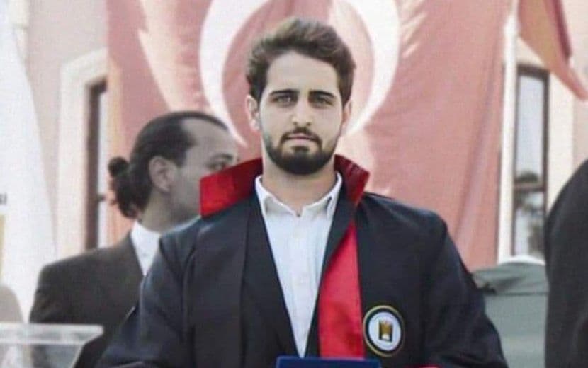 İstanbul Üniversitesi Hukuk Fakültesi Birincisine Konuşma Yaptırılmadı