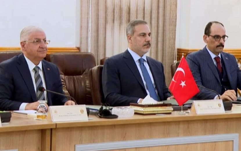 Kalın ve Fidan'dan, ABD-Fransa Çatışmasının Yaşandığı Nijer'e Ziyaret