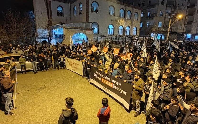 Köklü Değişim, Diyarbakır’da Gazze İçin Ayakta