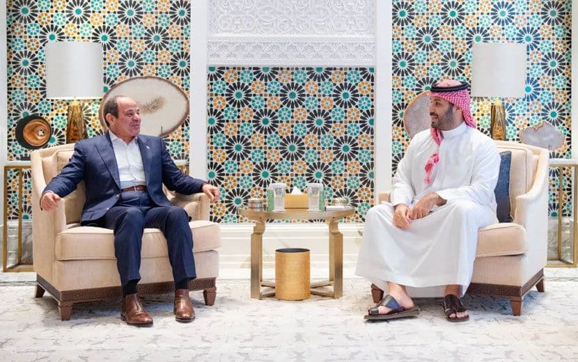 Gazze Yanarken Oturdular, Konuştular ve Yine Kınadılar