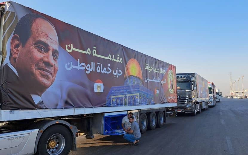 Sisi Rejimi, Refah’ta Yardım Tırlarından Rüşvet İstiyor