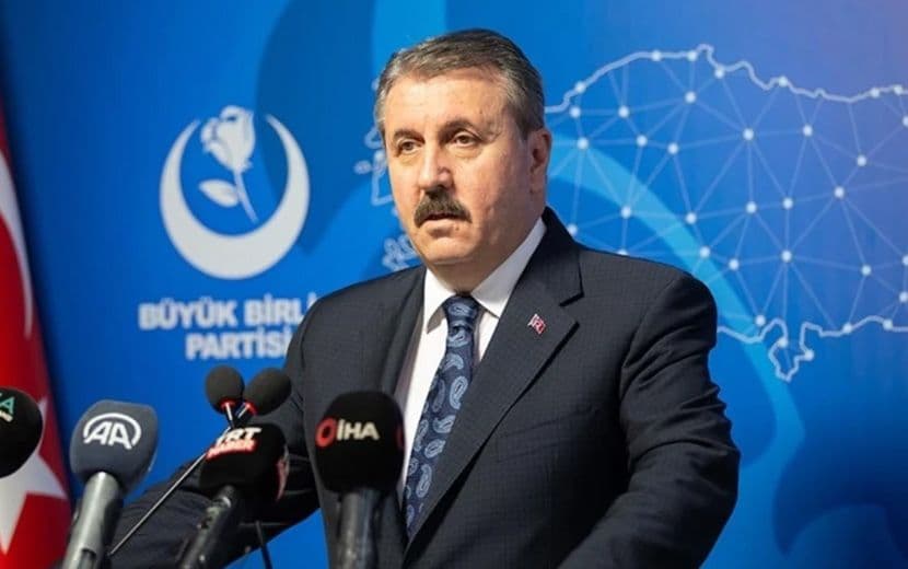 Suriye Kasabı Esed’le Bir “Normalleşme” Mesajı da Destici’den