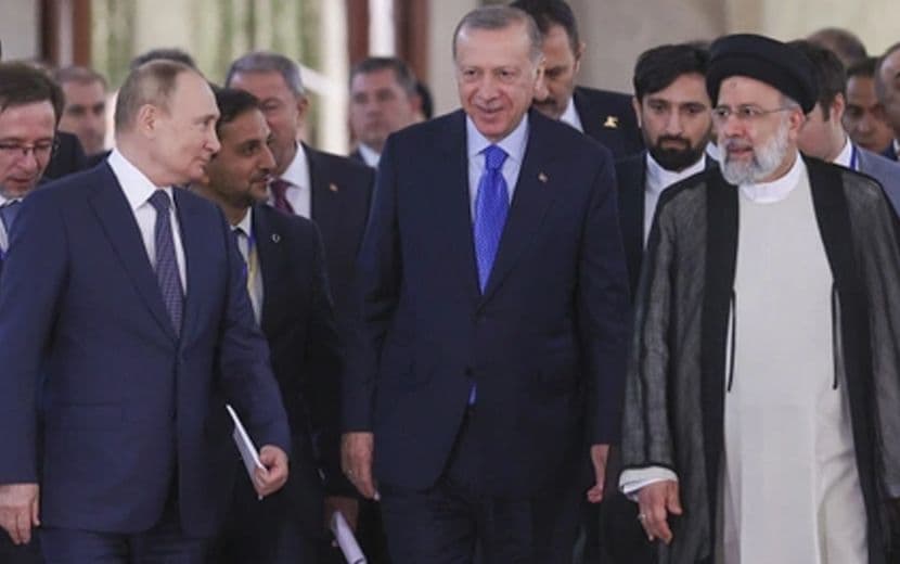 Türkiye, Suriye Halkının Katilleri İle Moskova’da Bir Araya Geldi