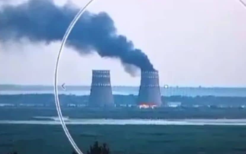 Ukrayna, Rusya Sınırından 30 Km İçeri Girdi: Nükleer Santralde Yangın!