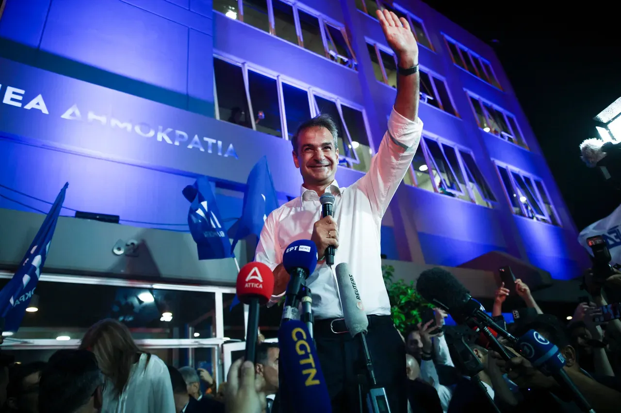 Yunanistan’da Seçimin Galibi Miçotakis Oldu