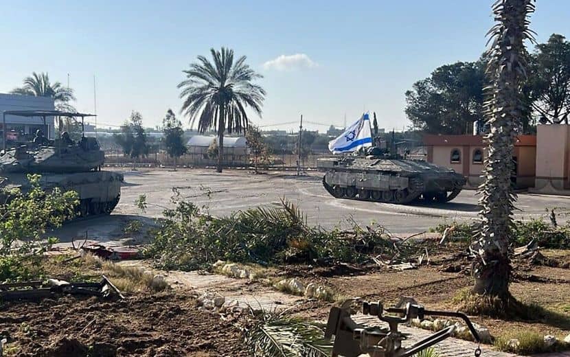 Hamas, Ateşkesi Kabul Ederken, “İsrail”, Refah’ı Kuşatıyor