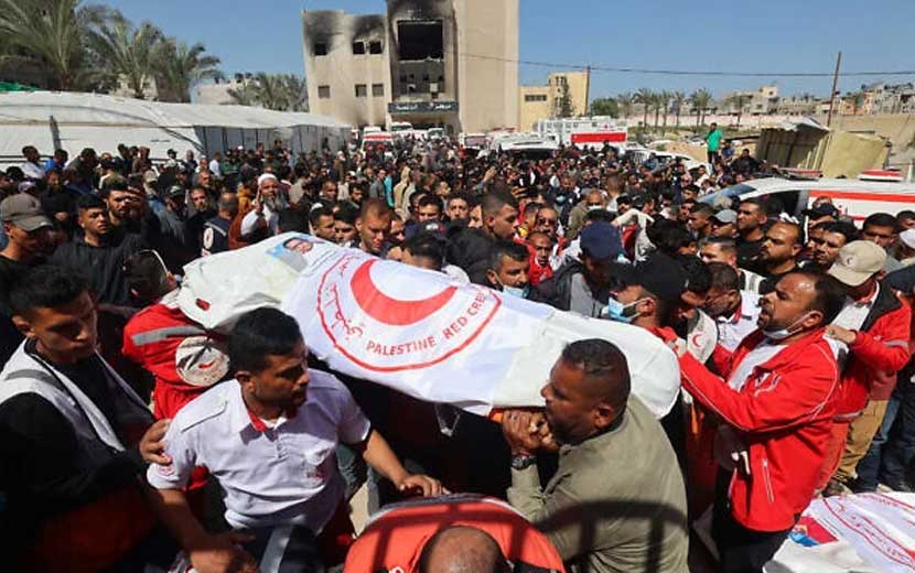 ‘İsrail’, 15 Sağlık Çalışanının Ellerini Bağlayıp İnfaz Etti