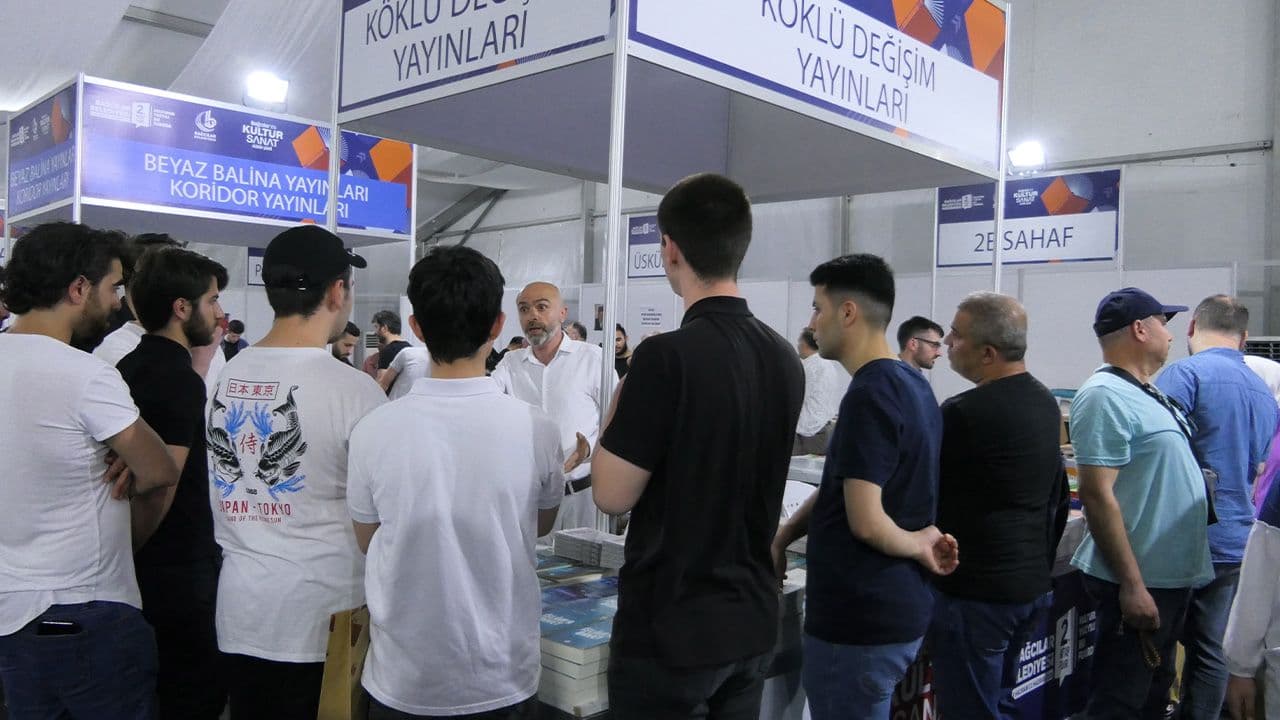 Köklü Değişim’in de Katıldığı Bağcılar Kitap Fuarı Sona Erdi