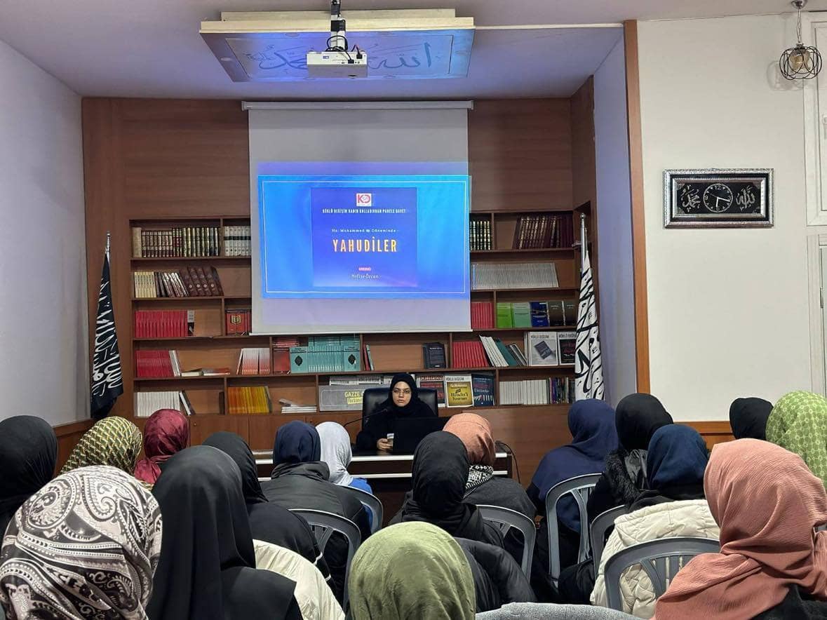 "Hz. Muhammed Sallallâhu Aleyhi Vesellem Döneminde Yahudiler" konulu panel